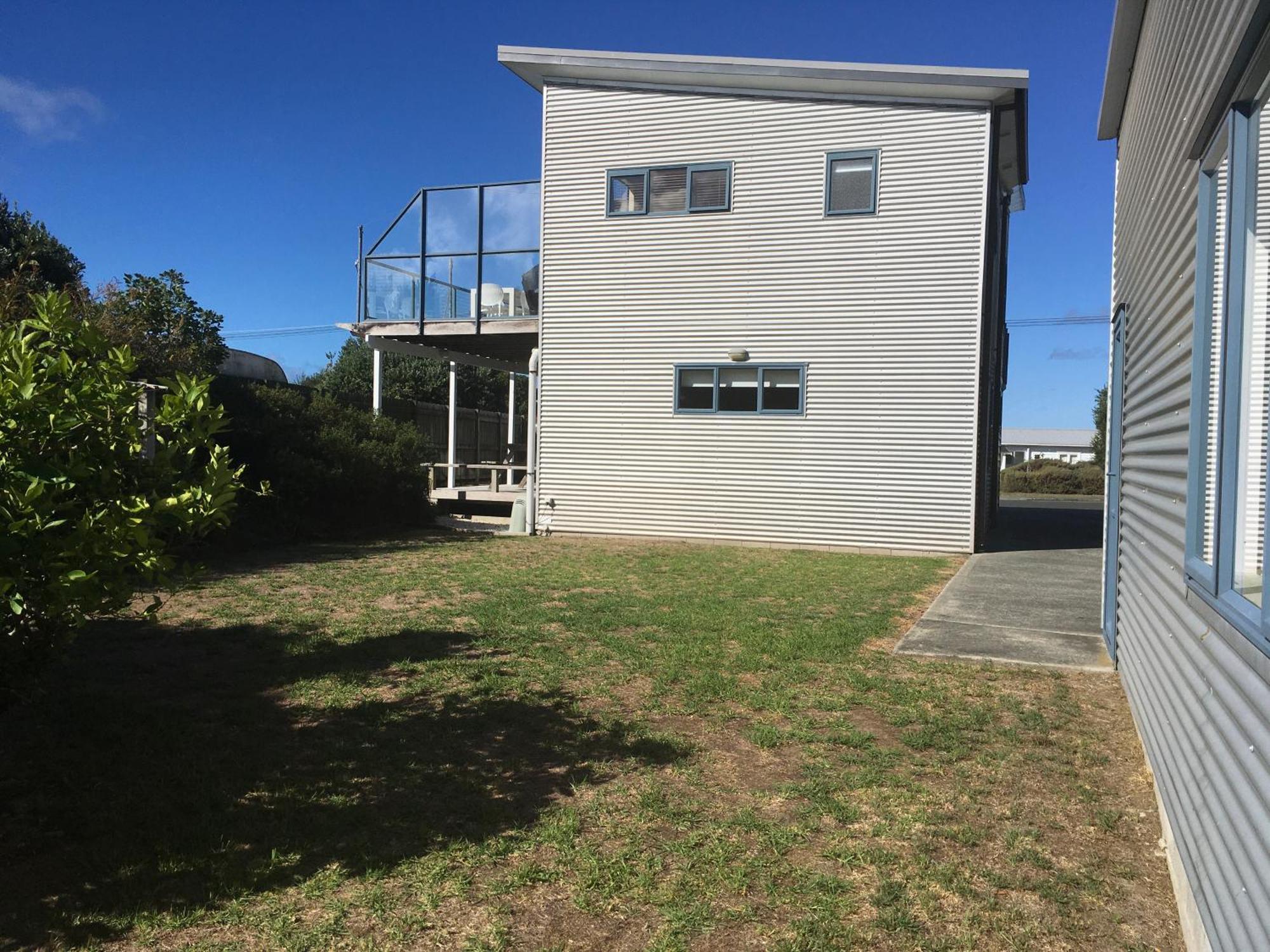 Oceans 8 - Mangawhai Heads Holiday Home Exterior foto
