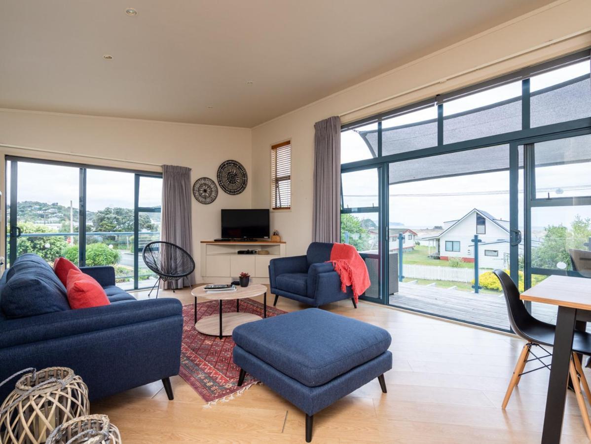 Oceans 8 - Mangawhai Heads Holiday Home Exterior foto