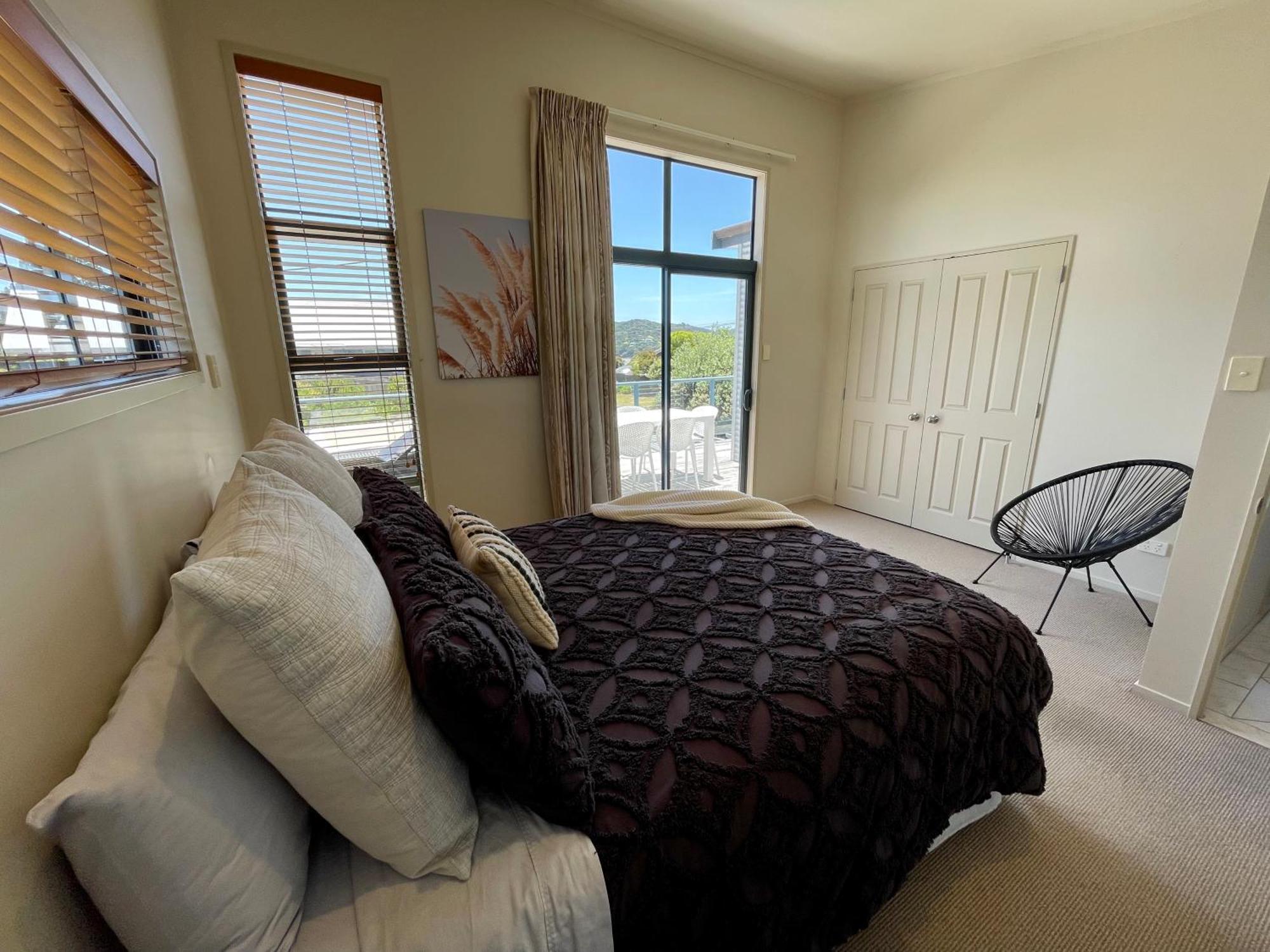 Oceans 8 - Mangawhai Heads Holiday Home Exterior foto